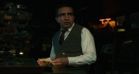  (2016)