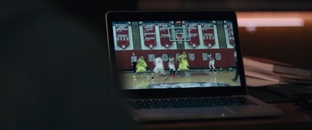  (2016)